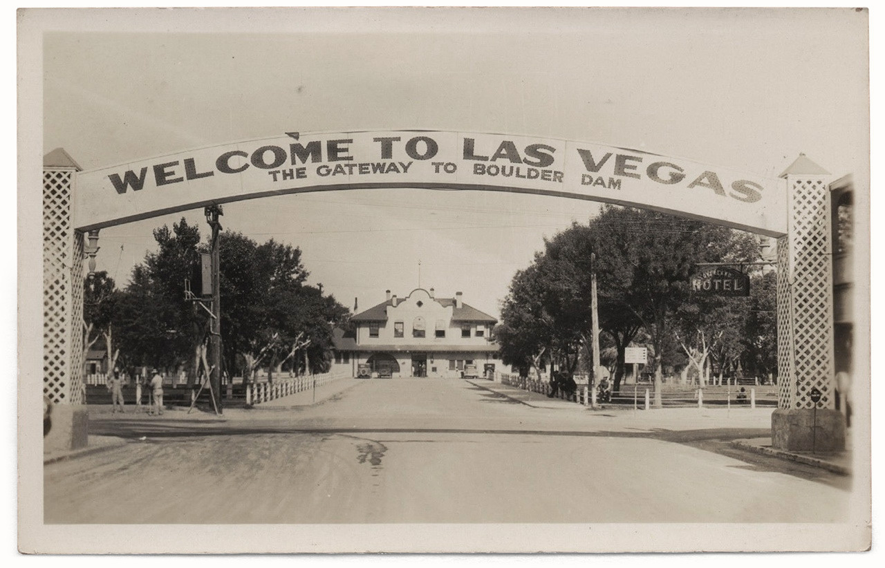 02 original Welcome sign c 1930