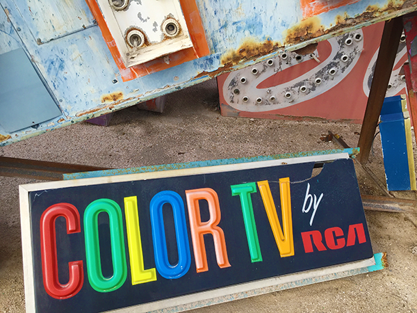 RCA color tv sign